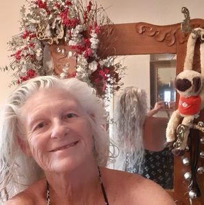 Meet your Posher, Sandra